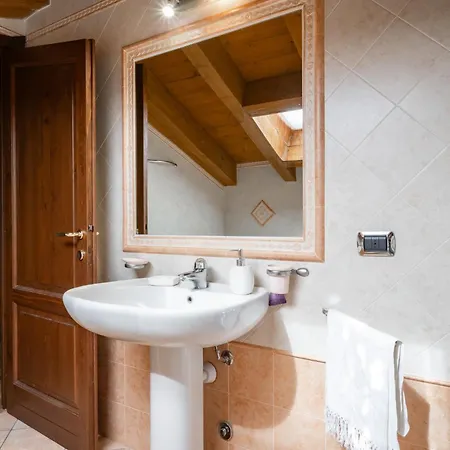 Cascina Cologna Bed & Breakfast Galbiate