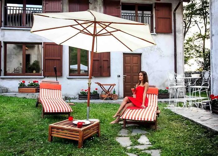Bed and Breakfast Cascina Cologna 3*